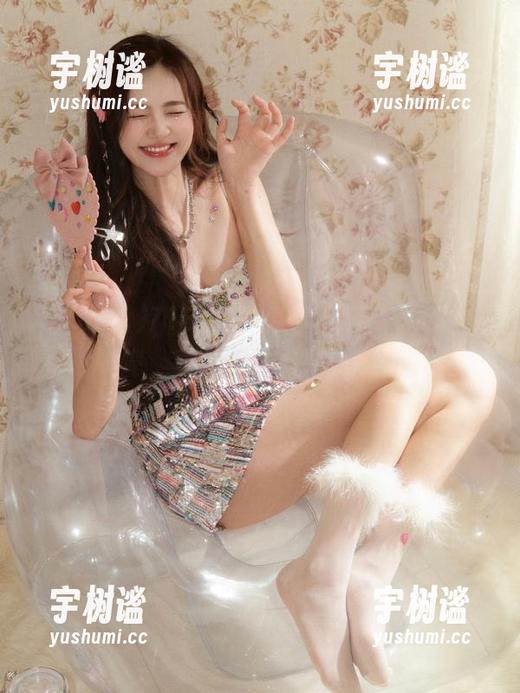 718.sx，最近的吃瓜线路突然转弯，真拿我这脑袋没办法。