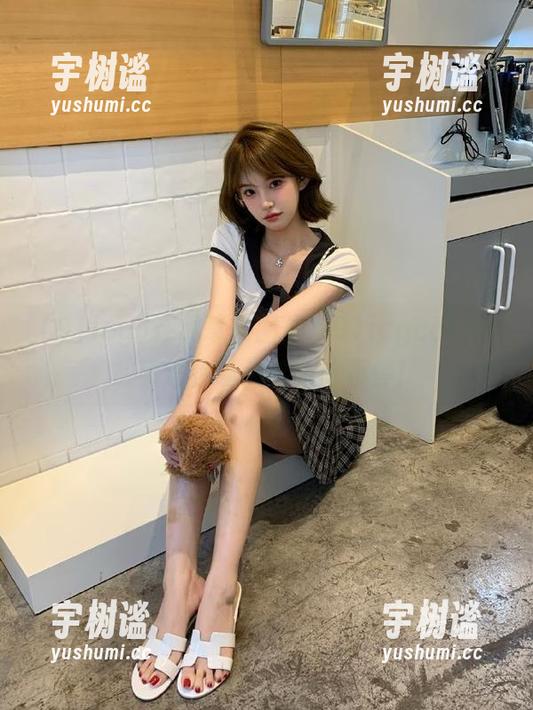 91icg 在线草地围坐,91icgcom的故事让你嘴边哈哈哈不停!