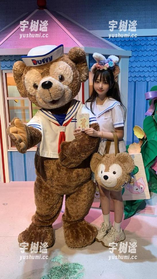 91吃瓜今日撞上免费瓜！看完不想动了，哈哈！