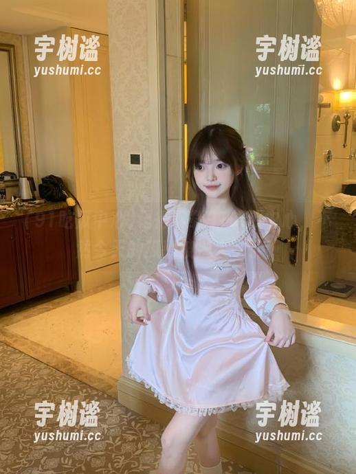 91吃瓜中心 记得下载91吃瓜中心,不然今天的瓜都被别人吃了!