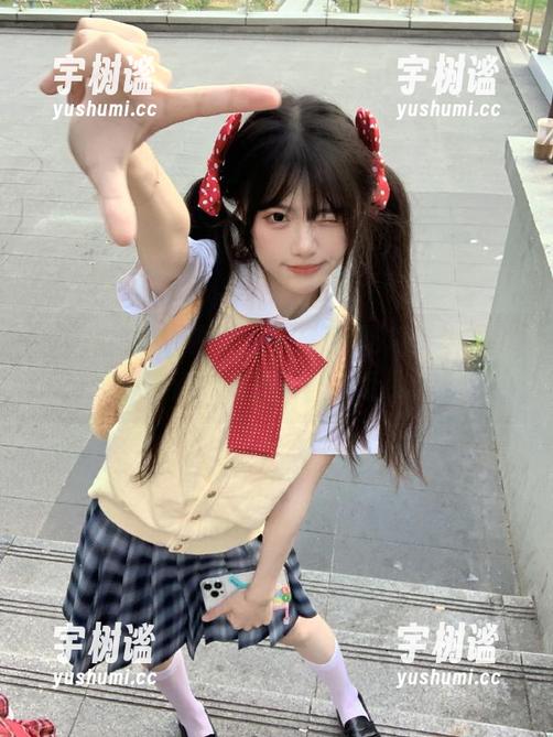 观看大家在QQ吃瓜群里的神操作，那脑洞大开的逻辑真让我目瞪口呆