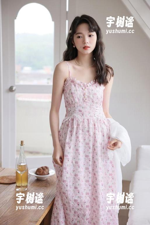 www.吃瓜 说到“www.吃瓜”这个网址,我差点就成了八卦专家,哈哈,你信吗?