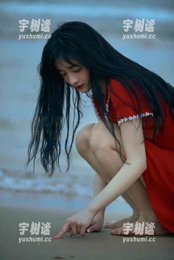 吃瓜天堂 吃瓜天堂里的“资源”就像飘忽的烟雾,捉摸不定却让人忍不住深吸!