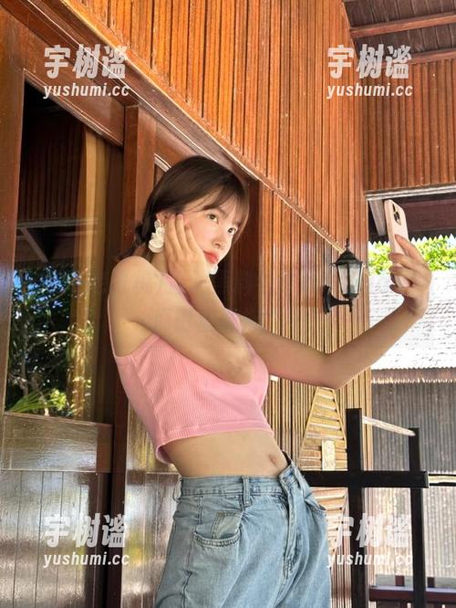 直达黑料老司机heiliao，瓜田里开拖拉机